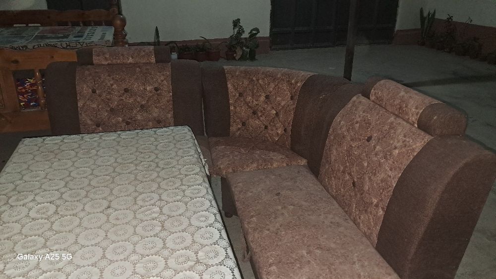 Кухонный уголок с тумбами