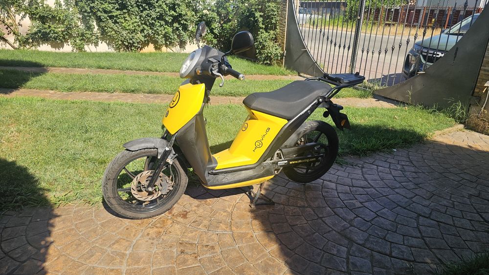 Scuter electric Glovo Torrot