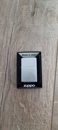 Bricheta zippo 205 satin chrome