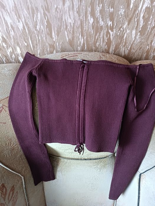 новые джемпера 40-42 размера