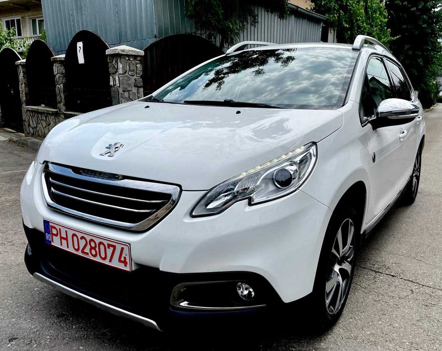 Peugeot 2008 1.2 PureTech Crossway