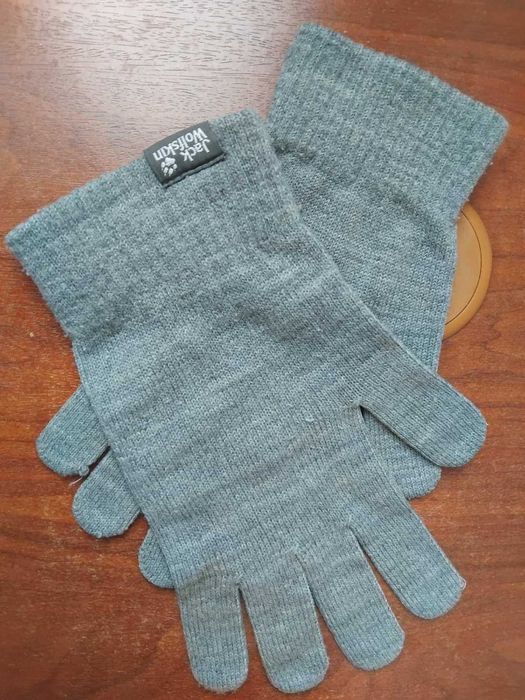 Jack Wolfskin 100% оригинални сиви ръкавици