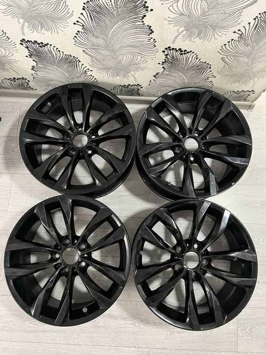 Jante R18 Alloy Wheels - BMW F10 F11 F12 F13