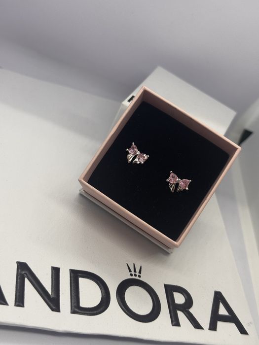 Пандора обеци Pandora