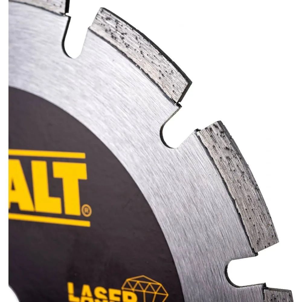 Диамантен диск за сухо рязане на бетон DeWALT DT3743, 230 x 22.2 мм