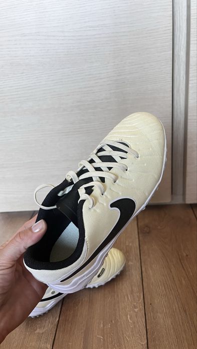 Оригинални футболни обувки стоножки Nike, номер 35