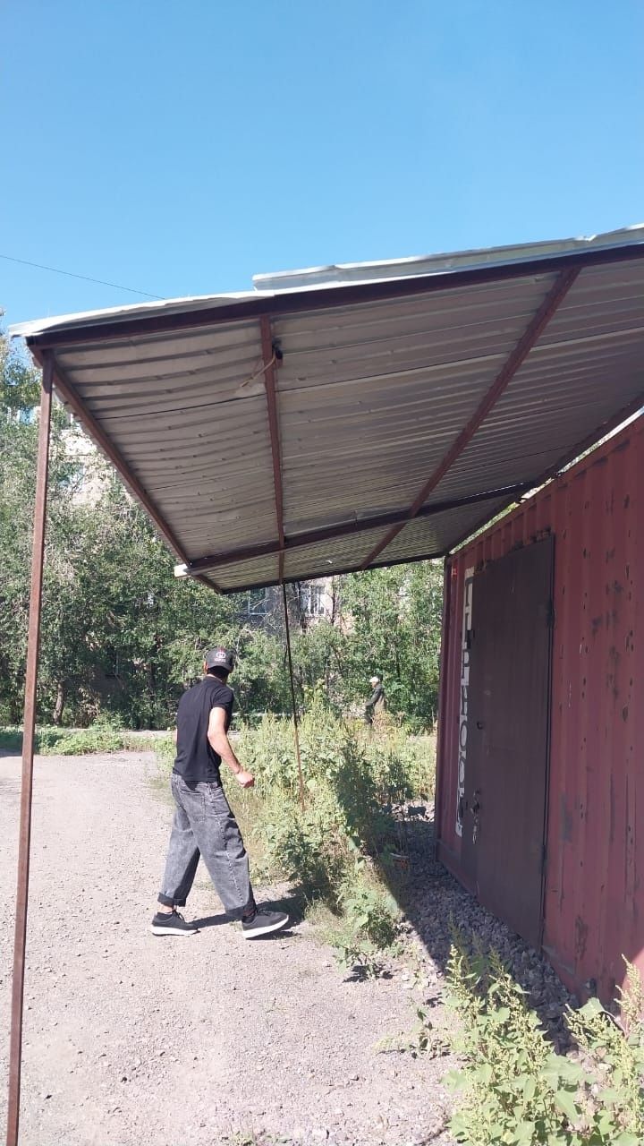 Продаётся железный контейнер