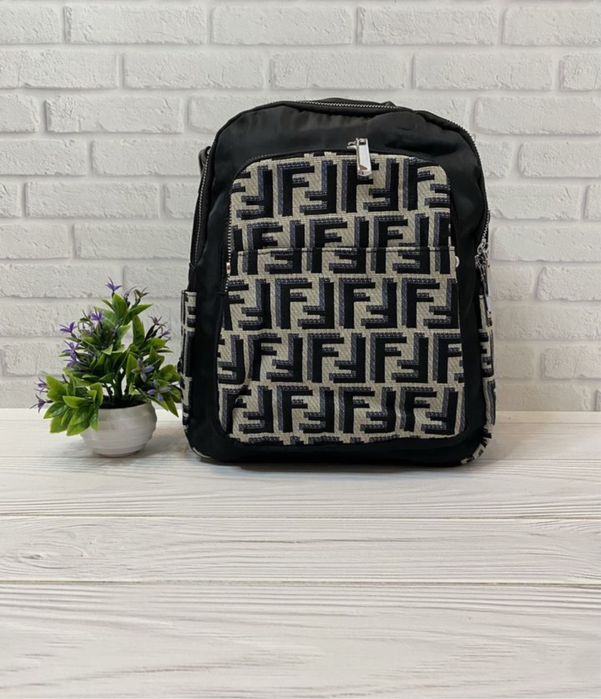 Рюкзак женский Fendi