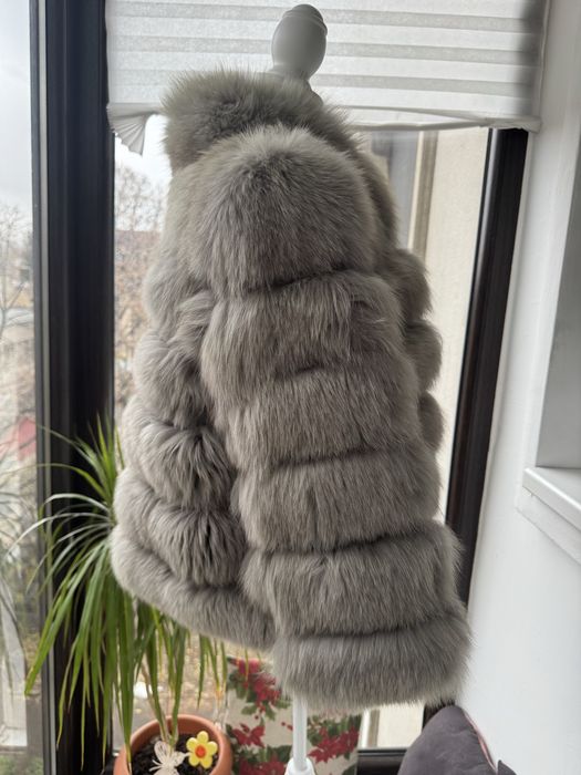 Haina din blana naturala de vulpe argintie marimea 38