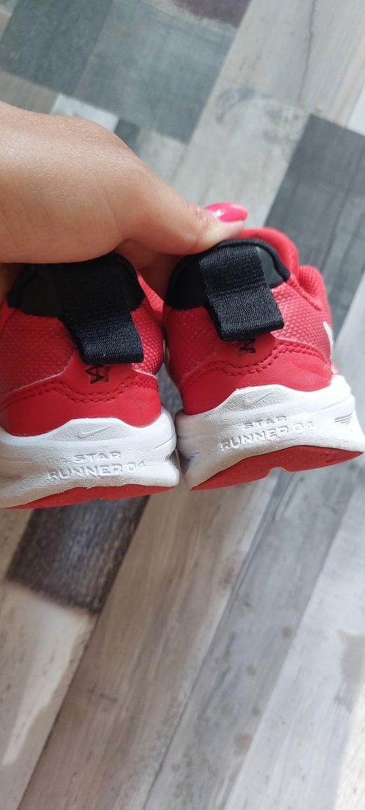 Детски маратонки Nike