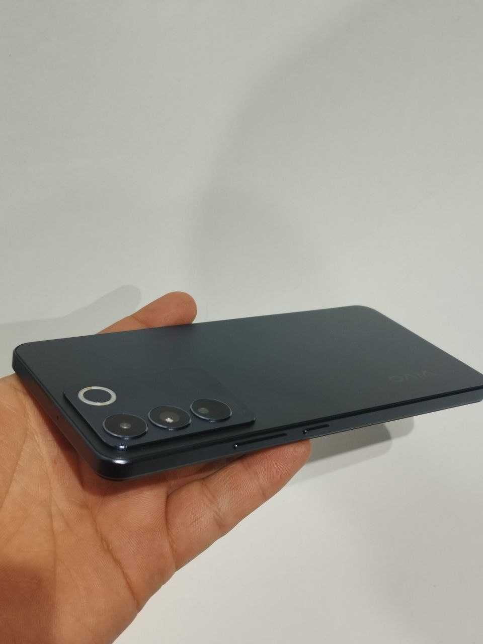 VIVO v 27e telefon ideal 8+256gb