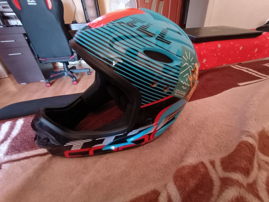 Casca downhill fara panou de protectie de la soare