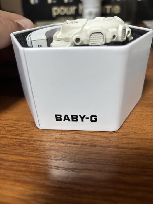 Часовник baby g