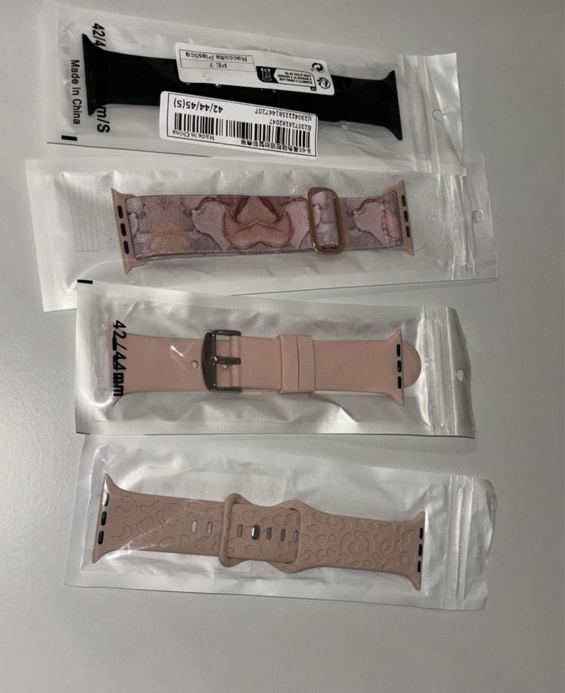 Apple Watch SE gold 44 mm+cadou 4 curele+2 folii de protectie