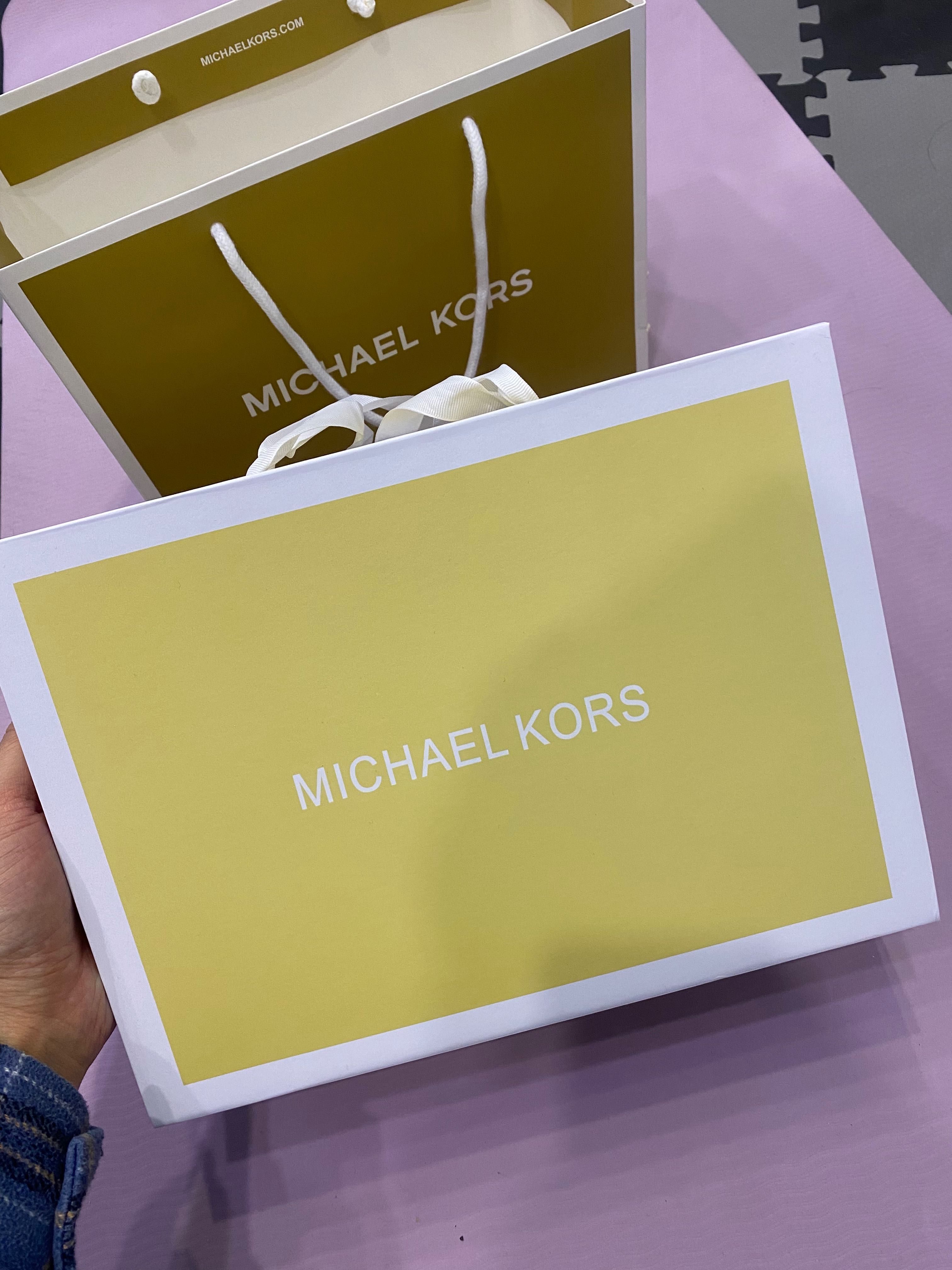 Новая сумка от (MICHAEL KORS)