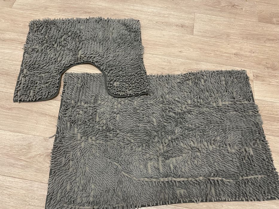 Комплект ковриков для ванной и туалета