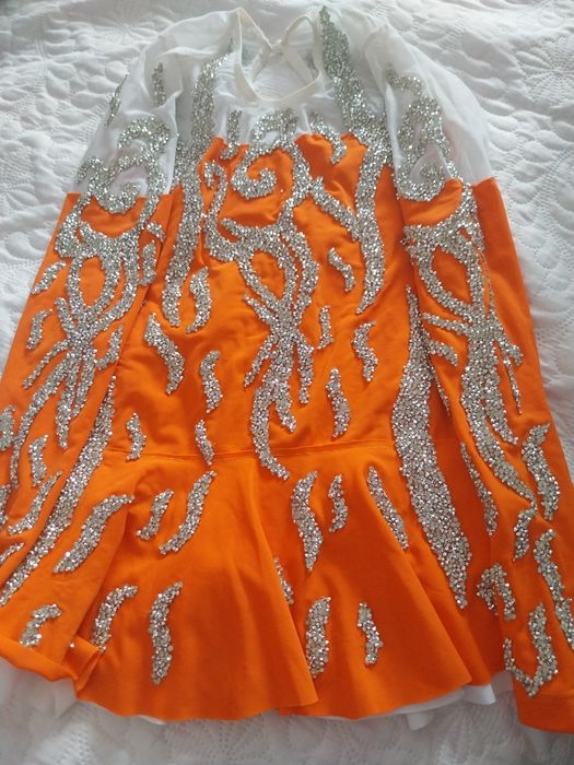 Rochie de dans pentru fete – 8 ani, portocalie cu paiete argintii