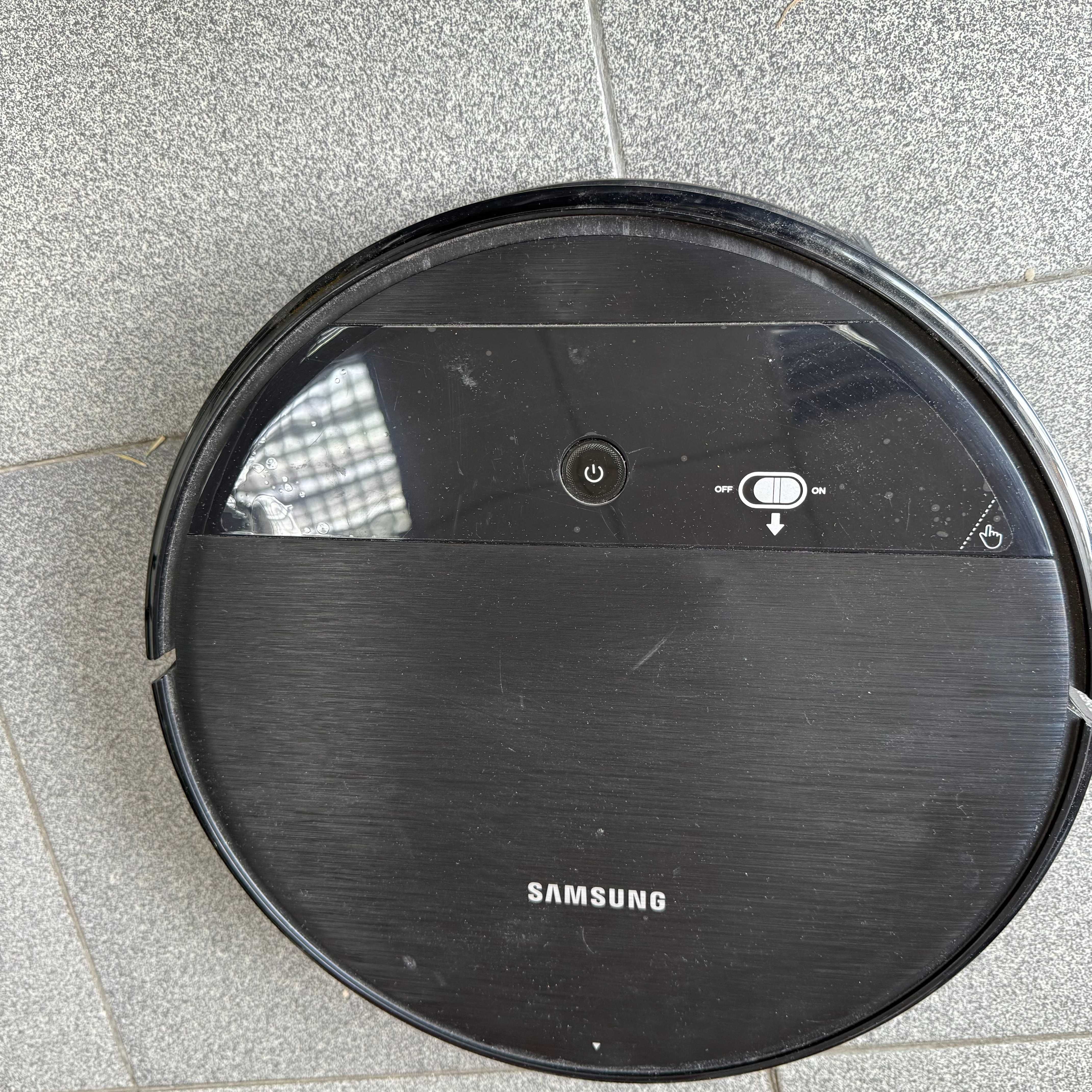 Робот прахосмукачка SAMSUNG VR05R5050WK/OL