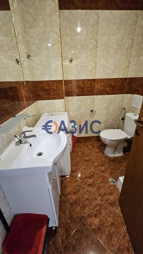 Продава се Едностаен апартамент в к.к. Слънчев бряг - 40 кв.м за 1100 €/кв.м - Снимка #6