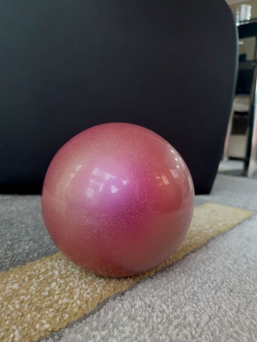 Топка SASAKI за художествена гимнастика