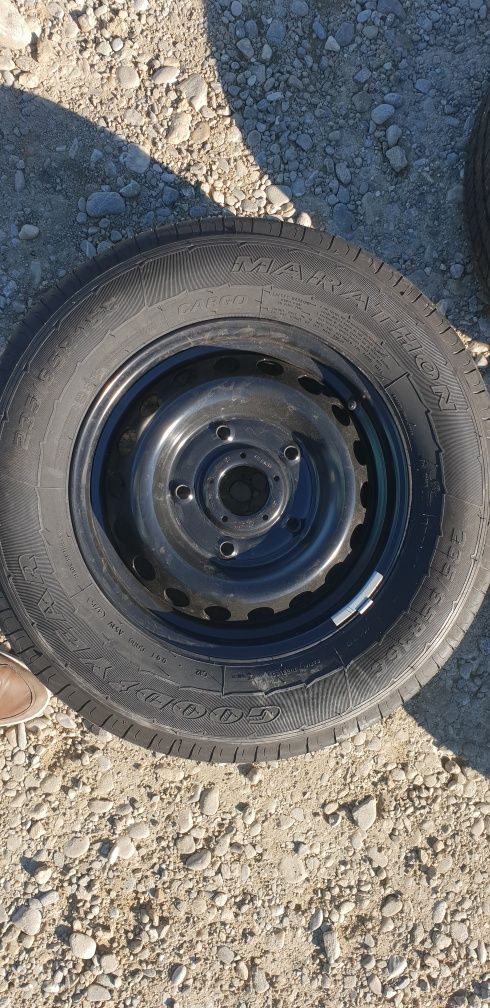 Roti noi 235.65.16C Goodyear VARA Ford Transit