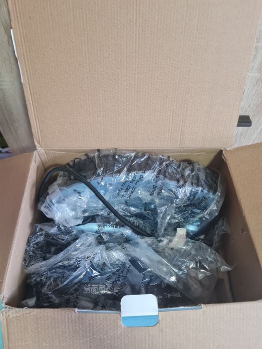 Stație de calcat fără fir