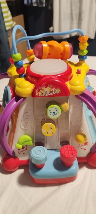 Vând jucărie interactiva pentru copii