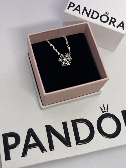 Pandora колие Пандора