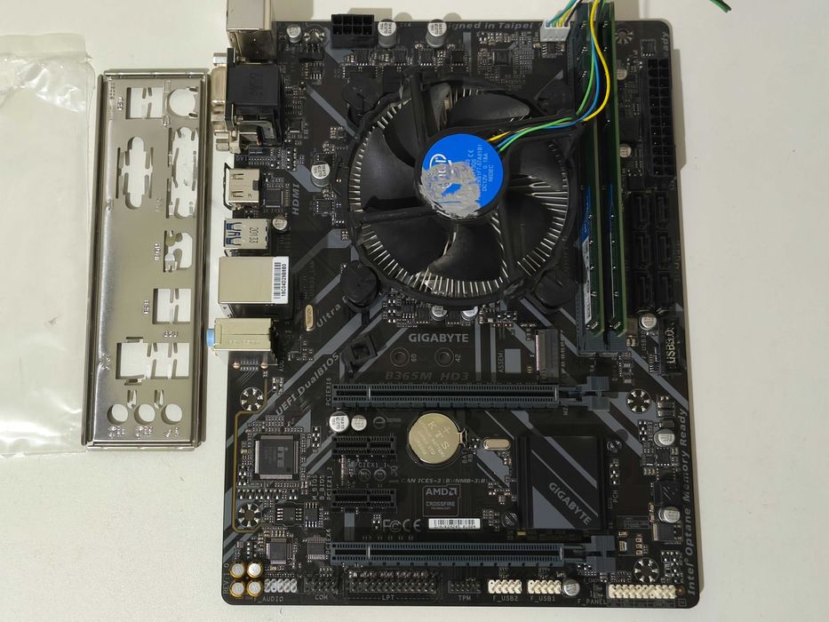 Gigabyte B365M HD3 мать, проц, озу