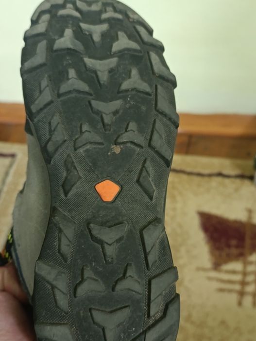 Bocanci baieti Quechua