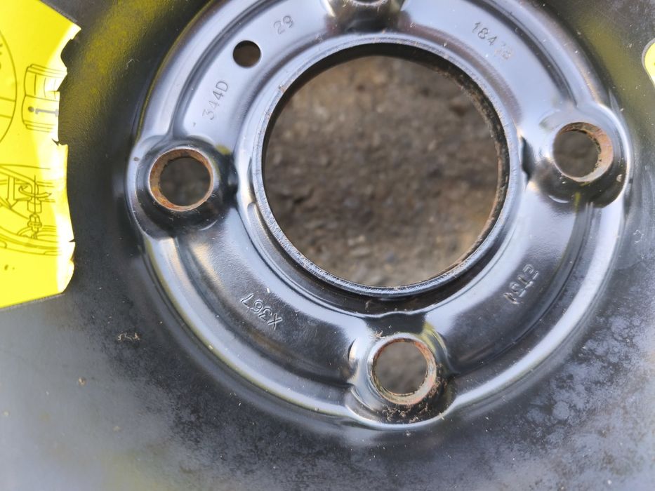 16" и 15" оригинални резервни гуми с джанти за Peugeot/Citroen.