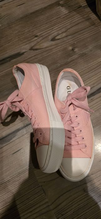Adidasi guess dama
