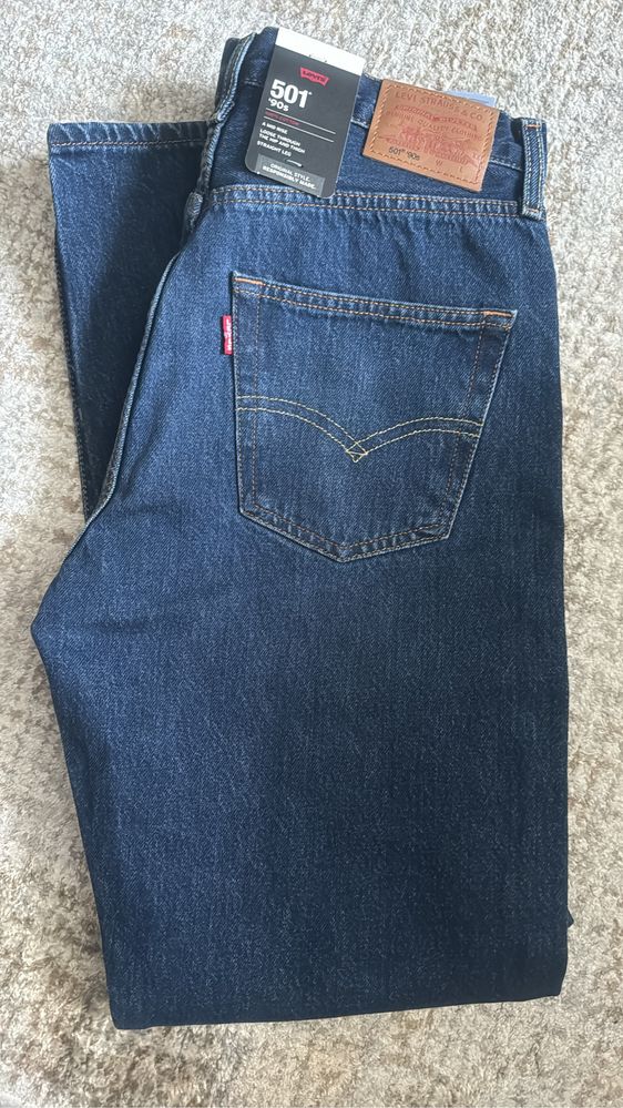 Джинсы levi’s