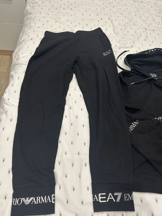 Дамски спортен екип