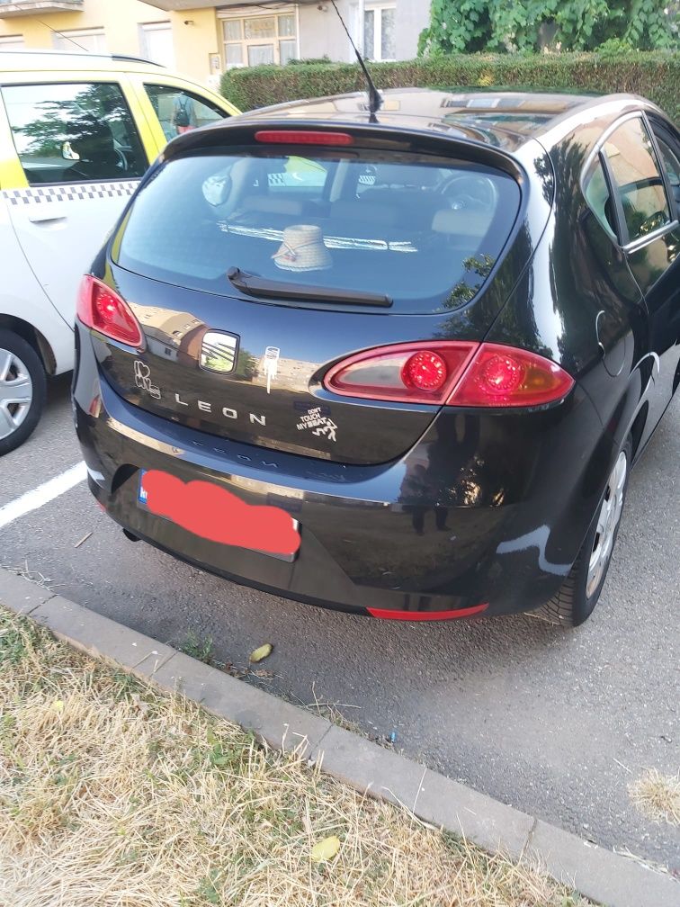 Mașină Seat Leon