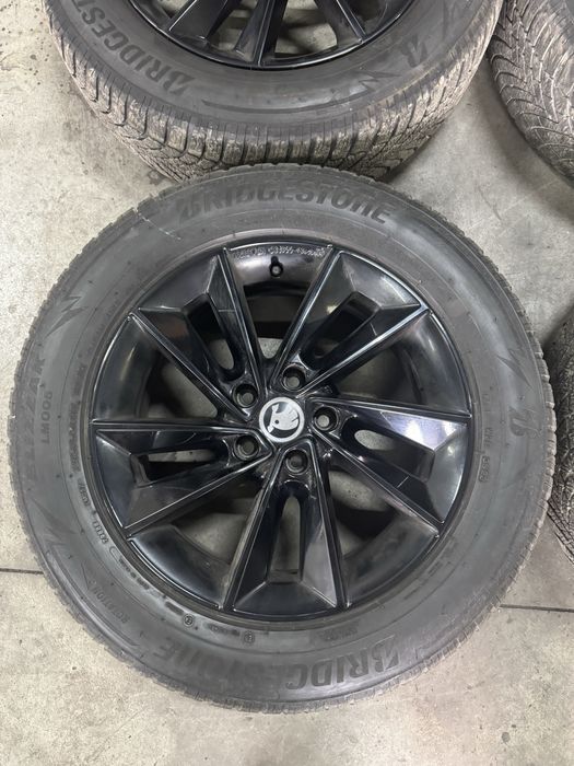 Jante Skoda 17” + anvelope de iarna Bridgestone