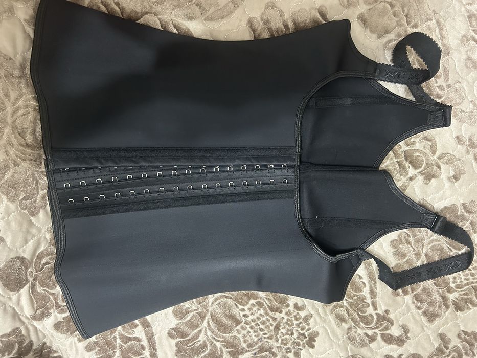 Продам корсет М размер