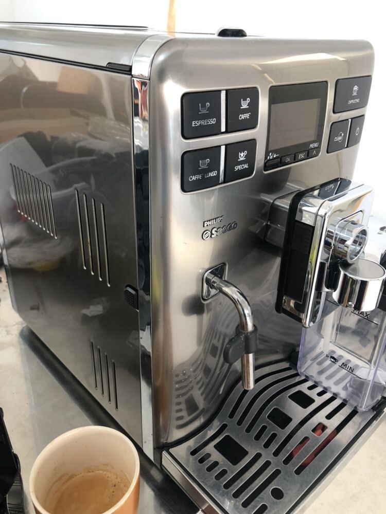 Espressor automat Exprelia