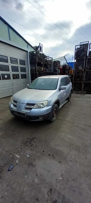 Mitsubishi Outlander 2003  Dezmembrez/Dezmembram