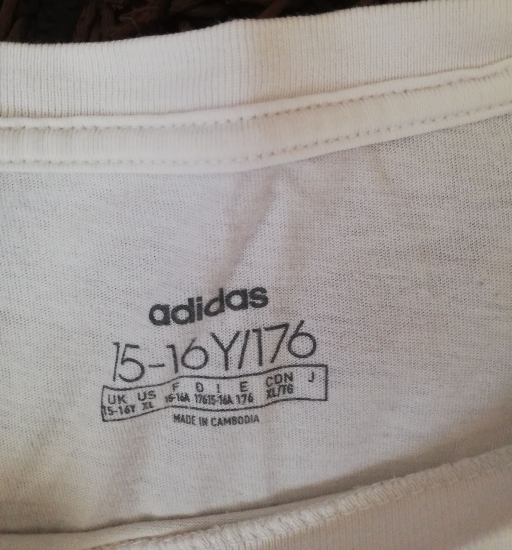 tricou Adidas 15-16 ani