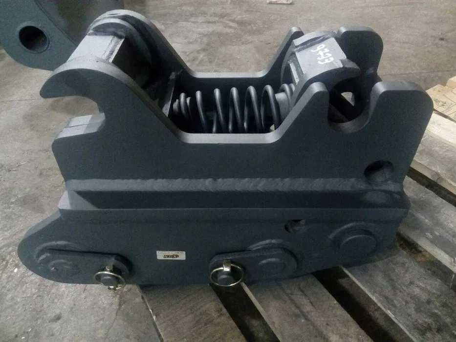 Быстросъем (квик-каплер) для спецтехники