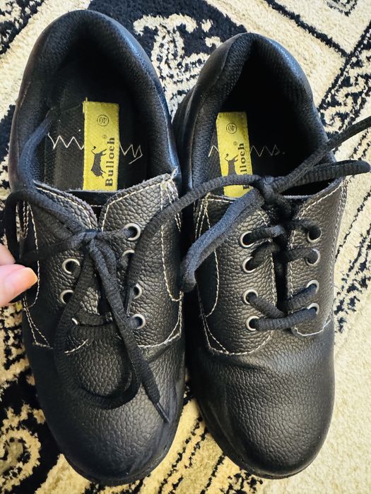 Pantofi barbati marimea 40 noi