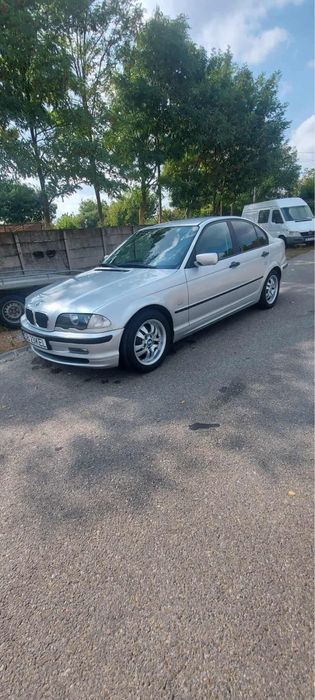 Bmw e46 an 2000 - arata foarte bine, citeste descrierea