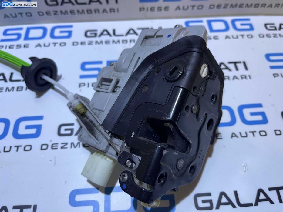 Broasca Incuietoare de pe Usa Portiera Dreapta Spate cu 7 Pini la Mufa Audi A6 C6 2005 - 2011 Cod 4F0839016 [LR1265]