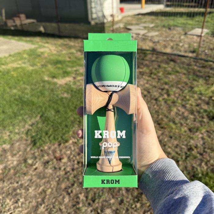 Kendama Krom Pop Rubber Diverse Culori - TRIMIT IN TARA