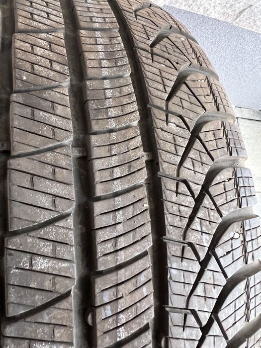 Pirelli Pzero M+S 245.45.18