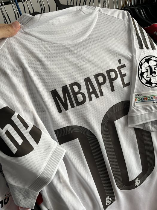 Tricou de fotbal adidas  Kylian Mbappe nr 10 marime M