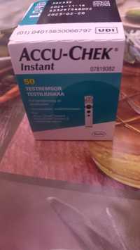 Teste de glicemie Instant Accu-Chek Instant