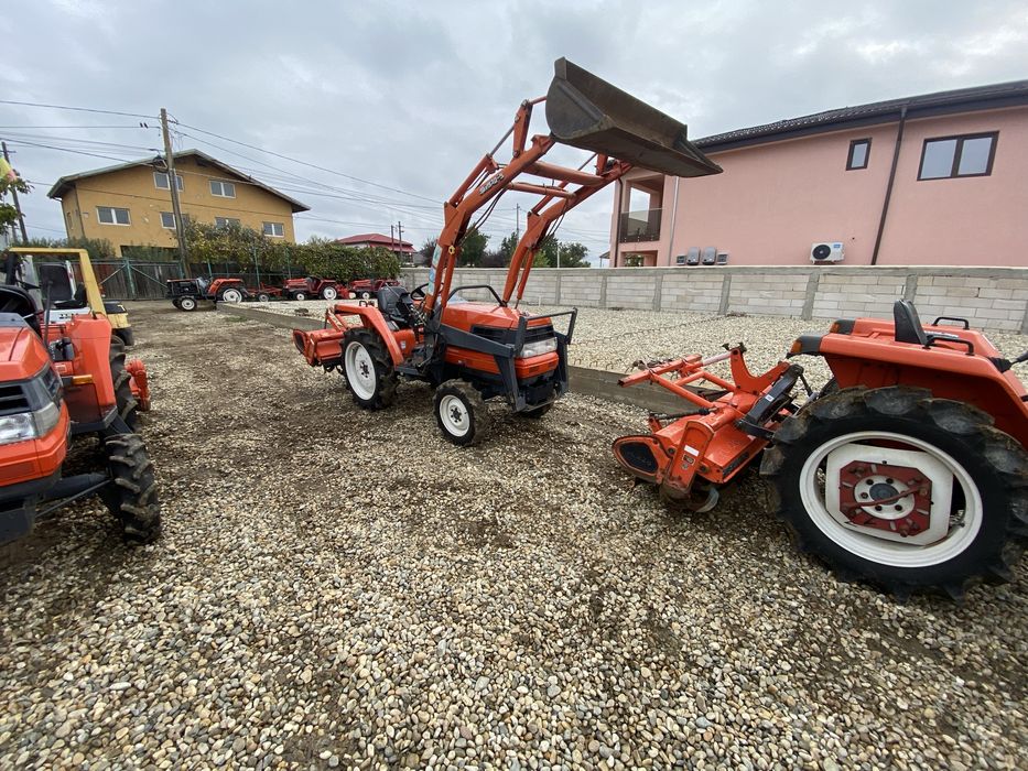 Tractor japonez Kubota GL 4x4 cu freza si incarcator frontal