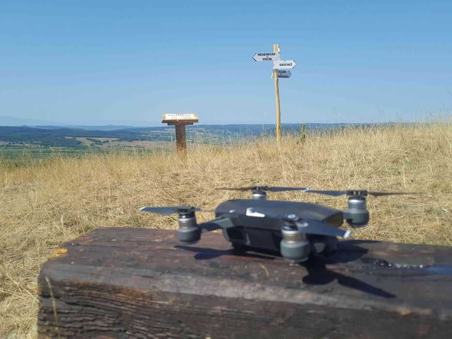 Dronă dji spark pachet complet